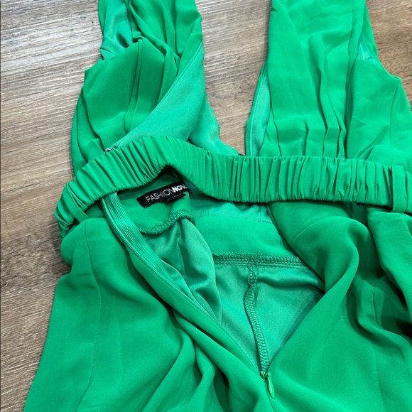 Fashion Nova Vibrant Green Belted Jumpsuit XS - Picture 9 of 11